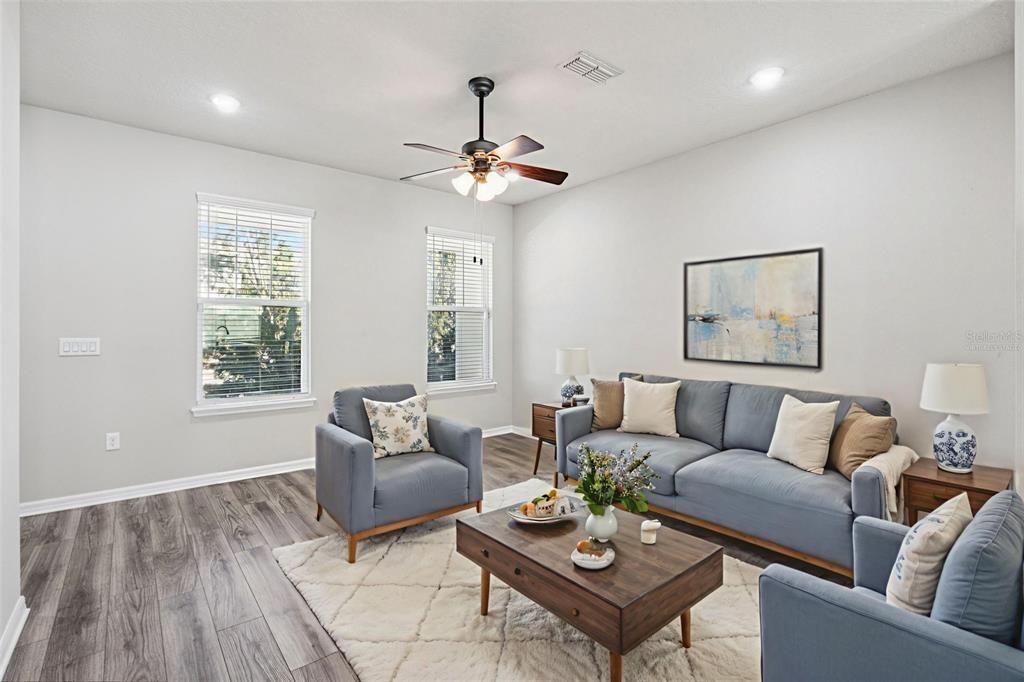 For Sale: $360,000 (2 beds, 2 baths, 1472 Square Feet)