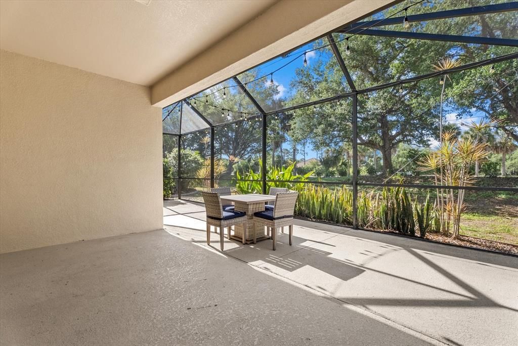 En Renta: $3,200 (4 camas, 3 baños, 2006 Pies cuadrados)