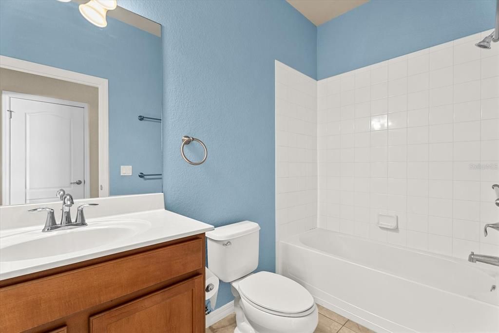 En Renta: $3,200 (4 camas, 3 baños, 2006 Pies cuadrados)