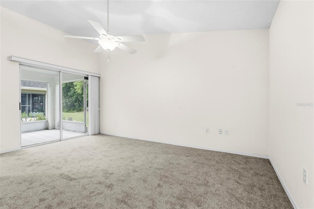 Active With Contract: $225,000 (2 beds, 2 baths, 1150 Square Feet)