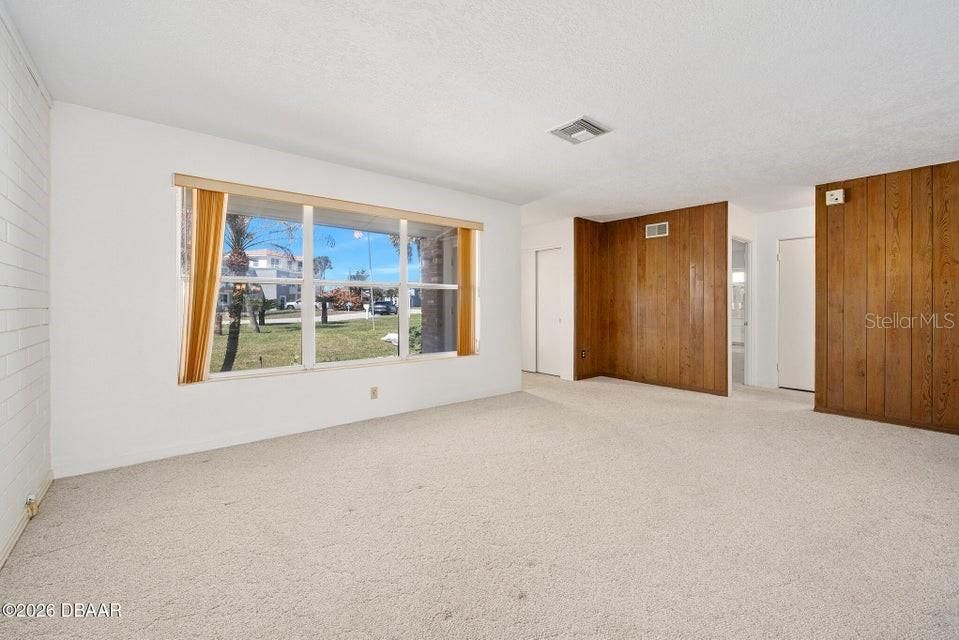 待售: $485,000 (3 贝兹, 2 浴室, 1960 平方英尺)