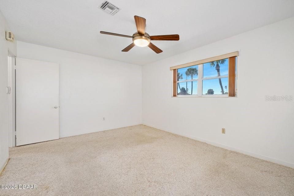 待售: $485,000 (3 贝兹, 2 浴室, 1960 平方英尺)