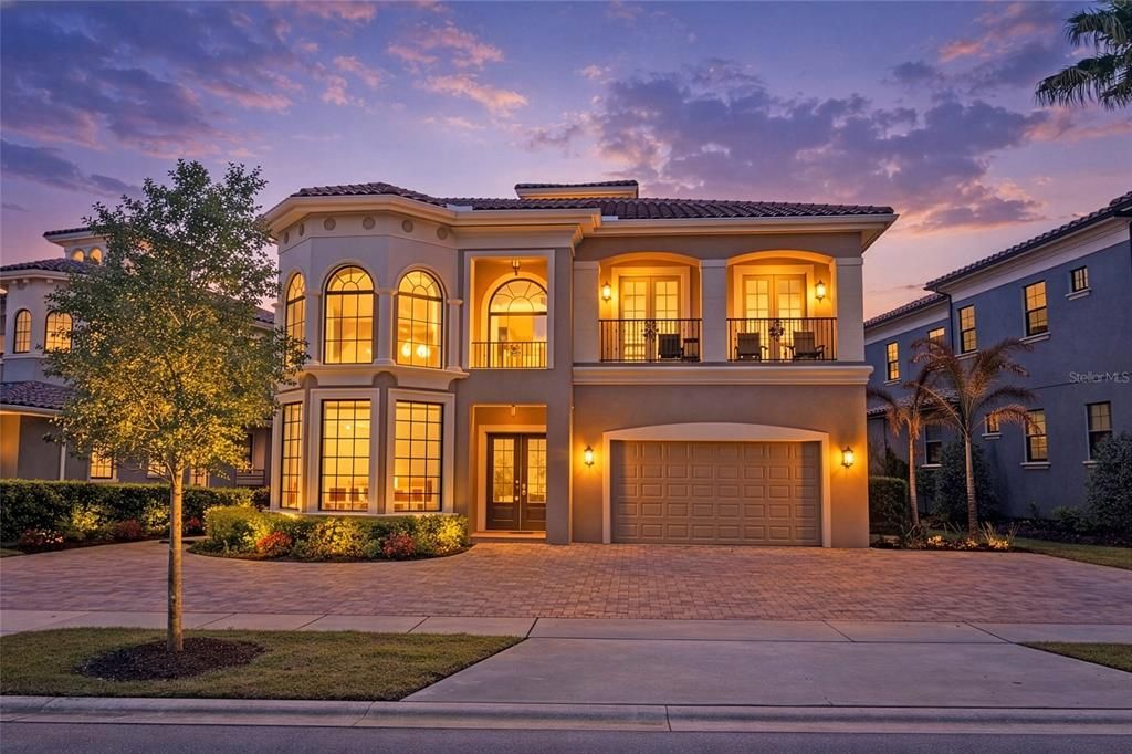 For Sale: $1,629,000 (5 beds, 5 baths, 5061 Square Feet)