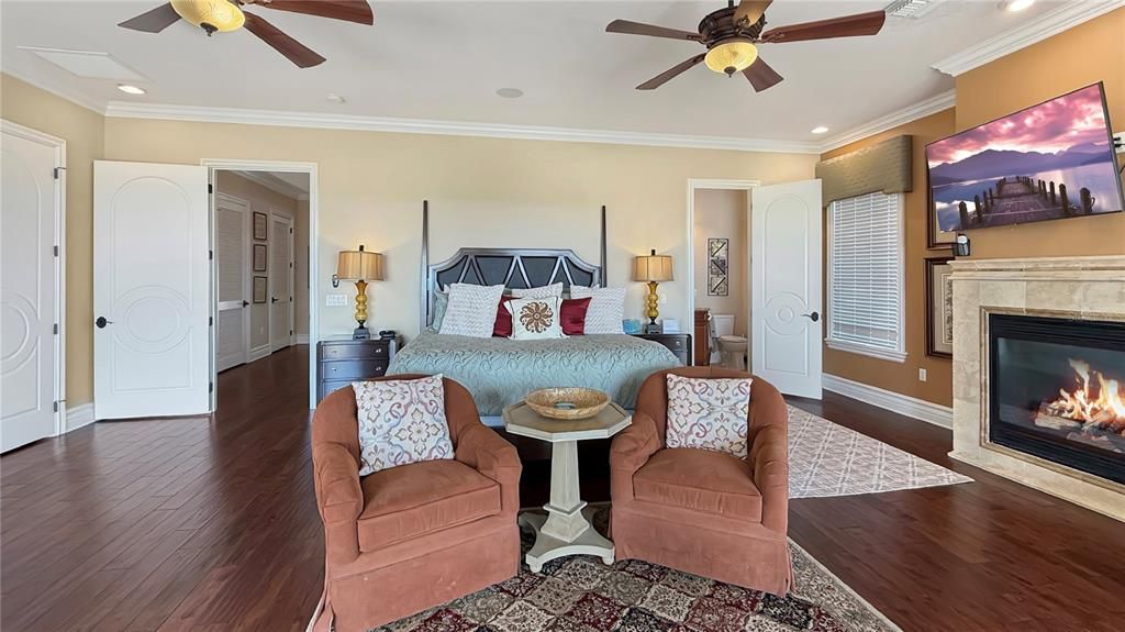 For Sale: $1,629,000 (5 beds, 5 baths, 5061 Square Feet)
