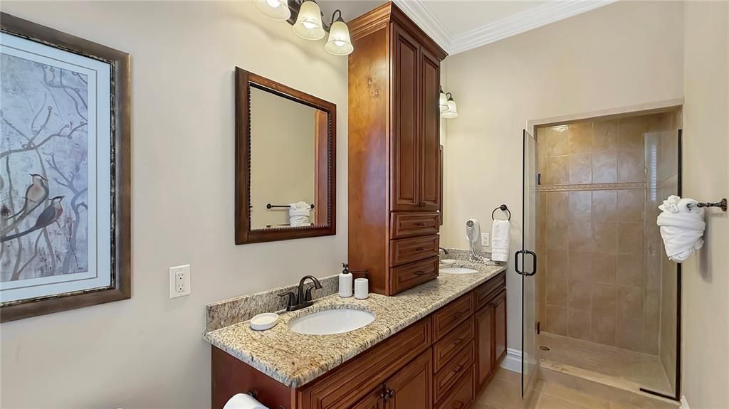 For Sale: $1,629,000 (5 beds, 5 baths, 5061 Square Feet)