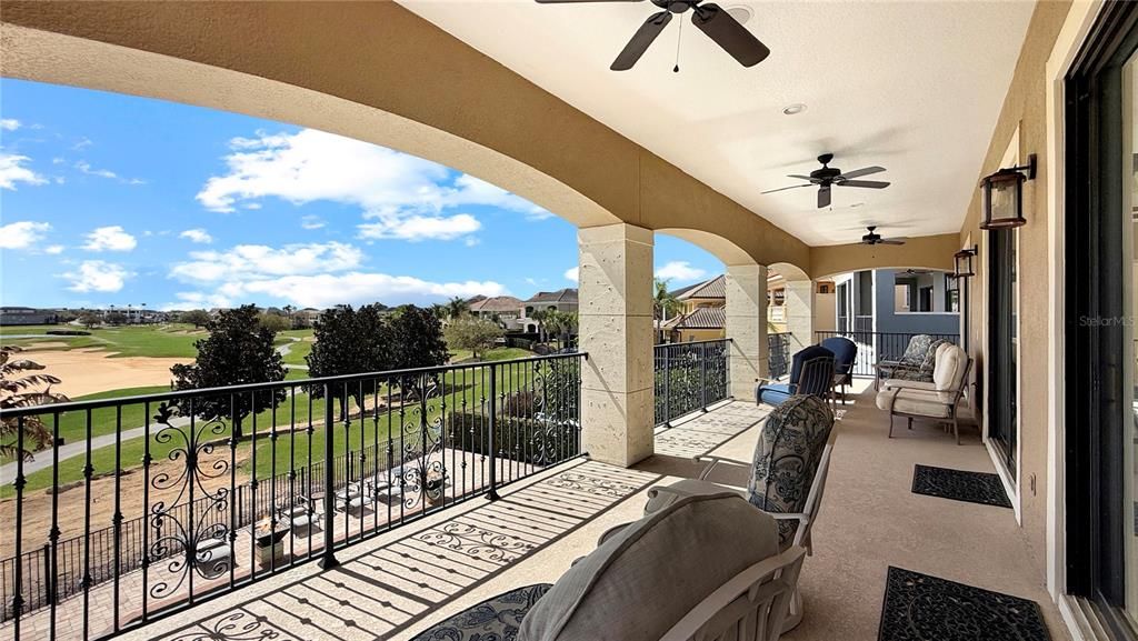 For Sale: $1,629,000 (5 beds, 5 baths, 5061 Square Feet)