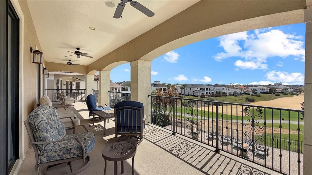 For Sale: $1,629,000 (5 beds, 5 baths, 5061 Square Feet)