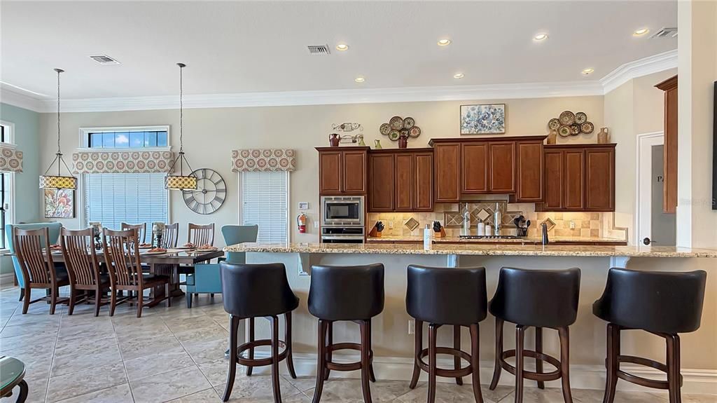 For Sale: $1,629,000 (5 beds, 5 baths, 5061 Square Feet)