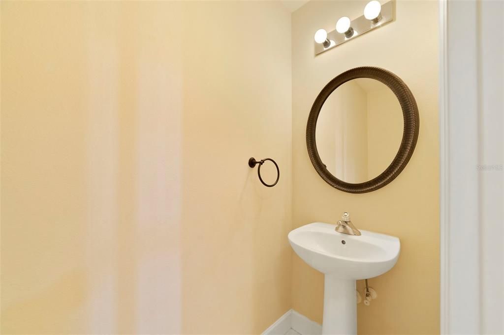 待售: $439,000 (3 贝兹, 2 浴室, 1736 平方英尺)