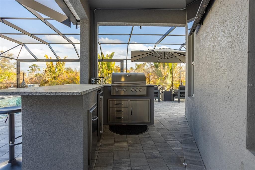 En Venta: $965,000 (4 camas, 4 baños, 3918 Pies cuadrados)