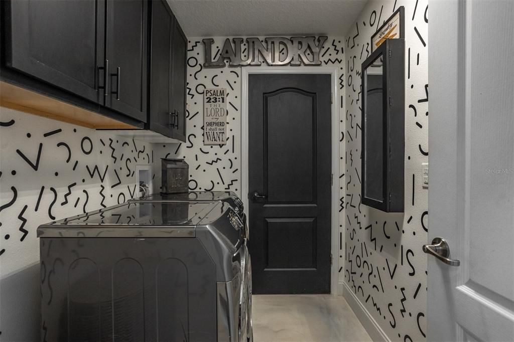 En Venta: $965,000 (4 camas, 4 baños, 3918 Pies cuadrados)