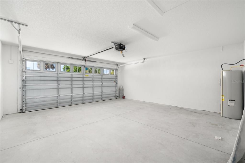 На продажу: $339,900 (4 спален, 2 ванн, 1748 Квадратных фут)