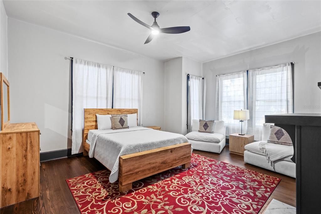 For Sale: $225,000 (3 beds, 2 baths, 1420 Square Feet)
