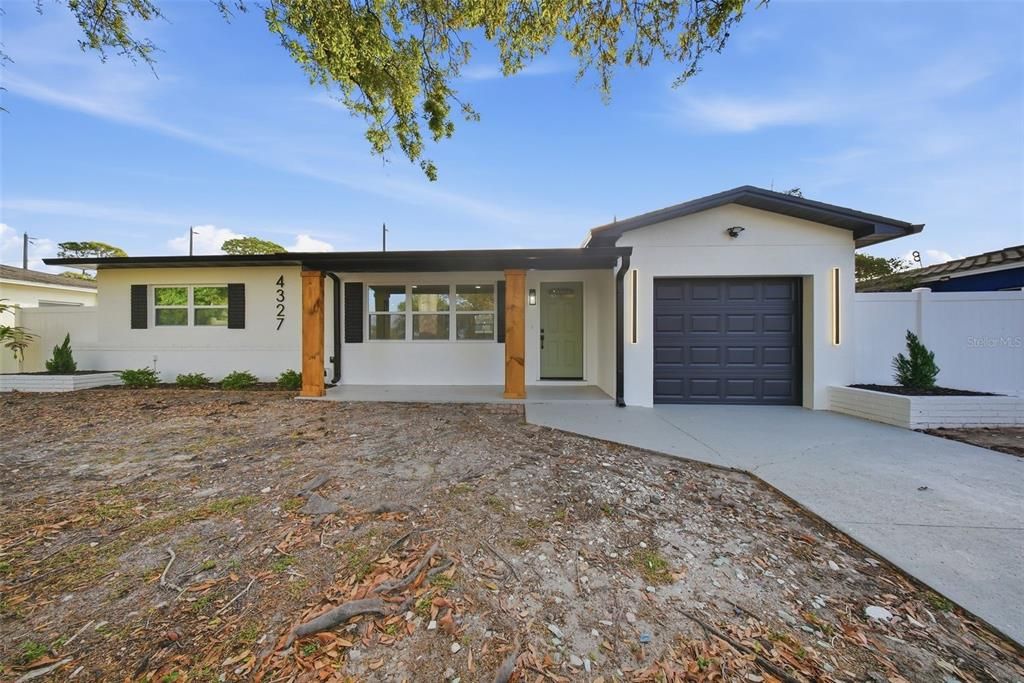 En Venta: $379,000 (3 camas, 2 baños, 1116 Pies cuadrados)