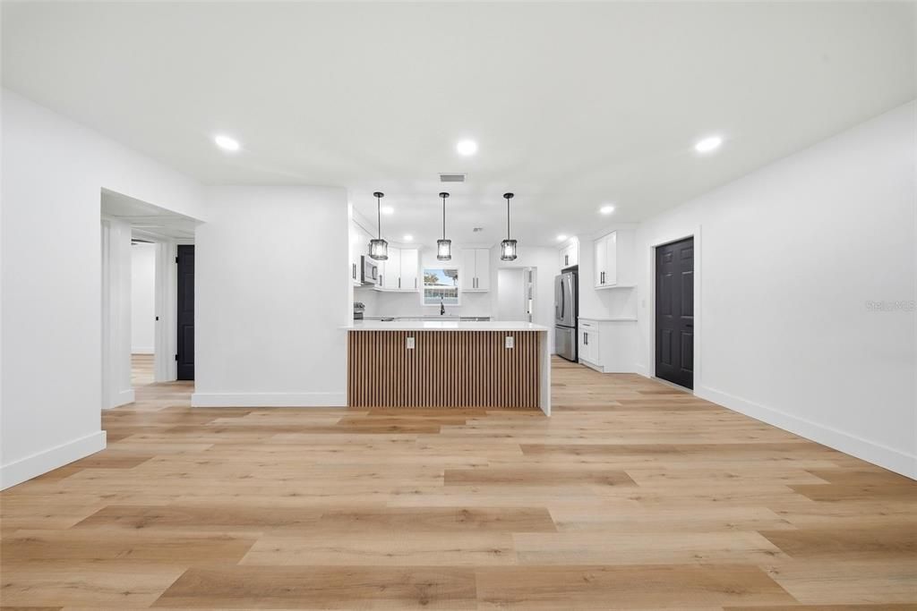 En Venta: $379,000 (3 camas, 2 baños, 1116 Pies cuadrados)