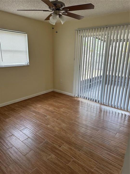 Active With Contract: $2,695 (3 beds, 2 baths, 1573 Square Feet)