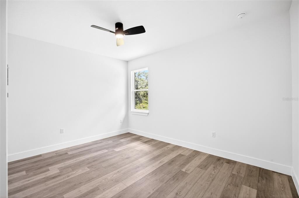 Active With Contract: $346,000 (4 beds, 3 baths, 1827 Square Feet)