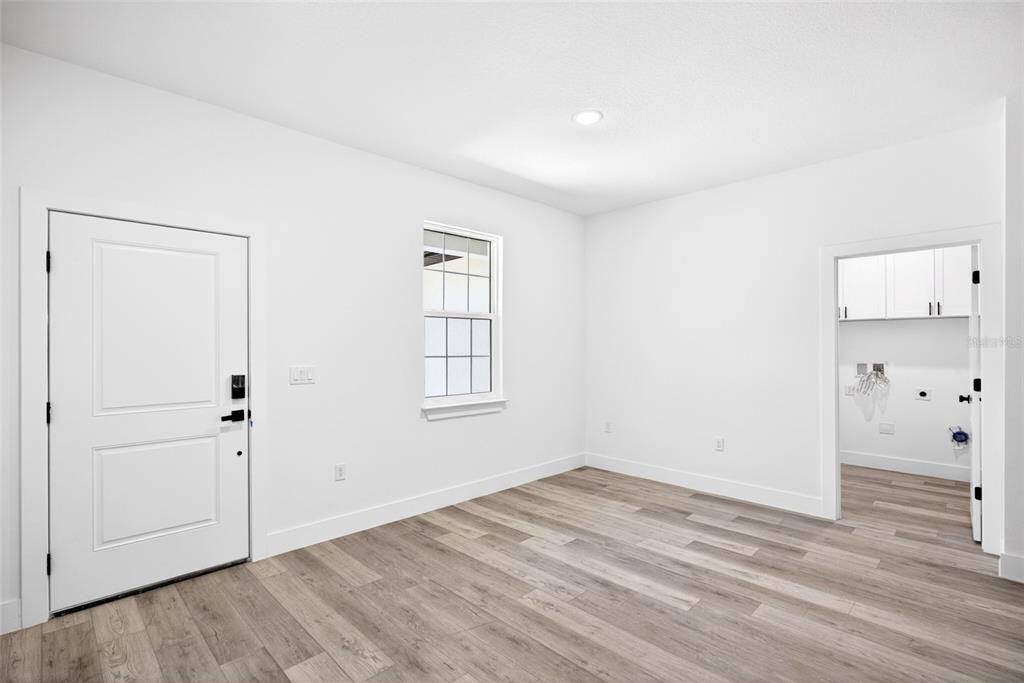 Active With Contract: $346,000 (4 beds, 3 baths, 1827 Square Feet)