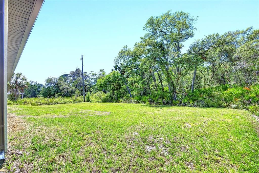 Active With Contract: $346,000 (4 beds, 3 baths, 1827 Square Feet)