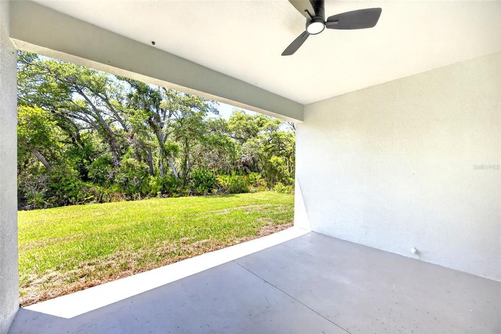 Active With Contract: $346,000 (4 beds, 3 baths, 1827 Square Feet)