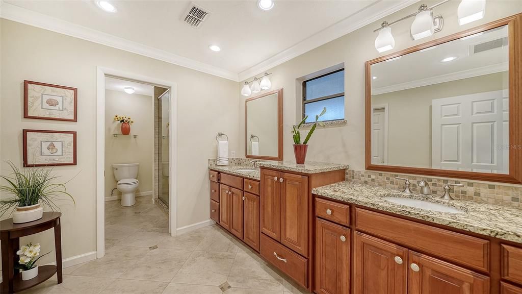 For Sale: $1,160,000 (3 beds, 2 baths, 2272 Square Feet)