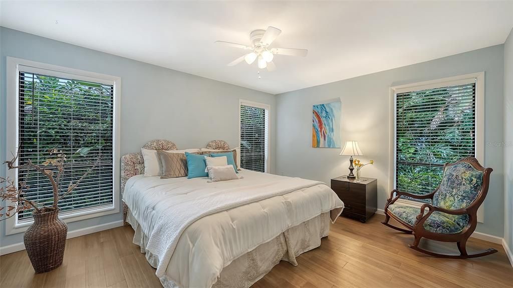 For Sale: $1,160,000 (3 beds, 2 baths, 2272 Square Feet)