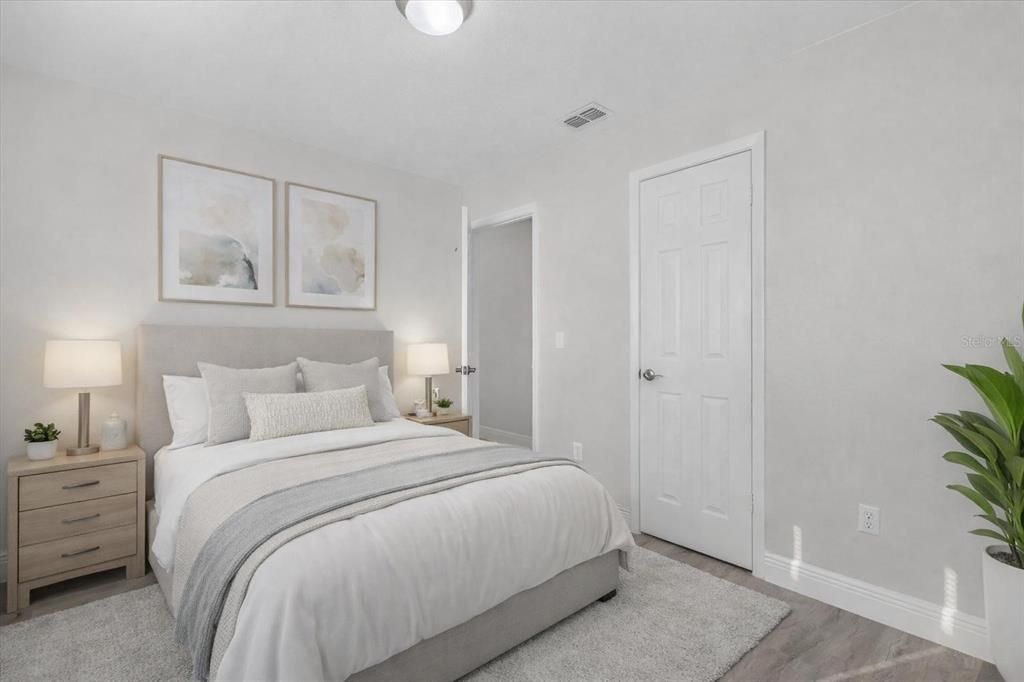 Active With Contract: $339,999 (3 beds, 2 baths, 1000 Square Feet)