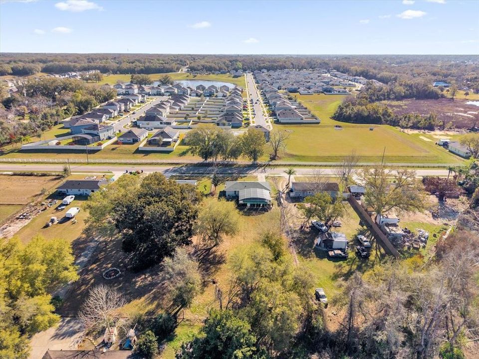 Active With Contract: $339,999 (3 beds, 2 baths, 1000 Square Feet)