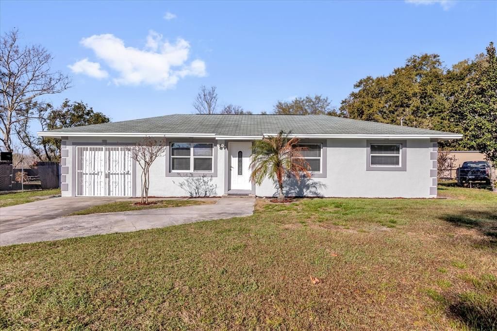 Active With Contract: $339,999 (3 beds, 2 baths, 1000 Square Feet)