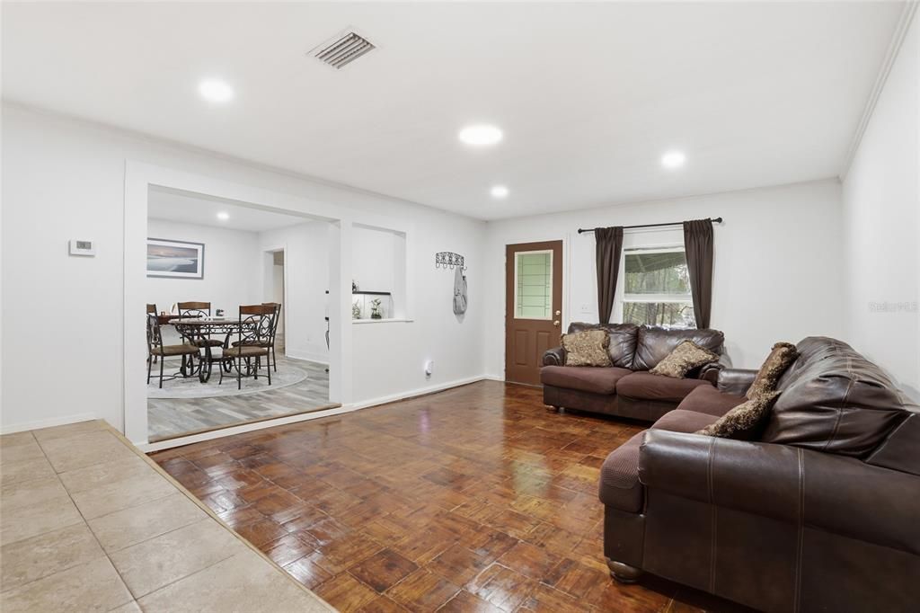 En Venta: $262,000 (3 camas, 1 baños, 1496 Pies cuadrados)