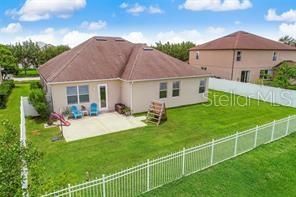 Active With Contract: $2,100 (3 beds, 2 baths, 2195 Square Feet)