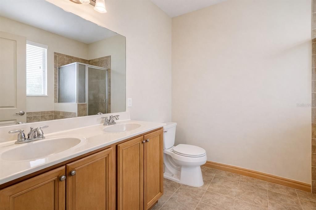 Active With Contract: $2,100 (3 beds, 2 baths, 2195 Square Feet)