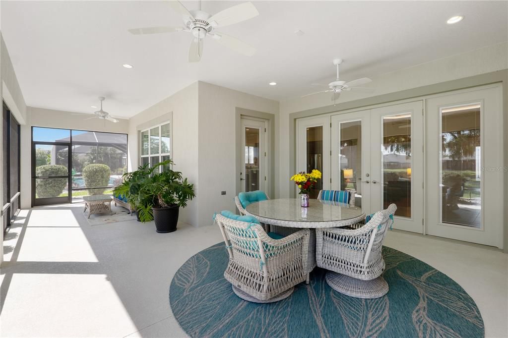 На продажу: $1,042,000 (3 спален, 2 ванн, 2627 Квадратных фут)