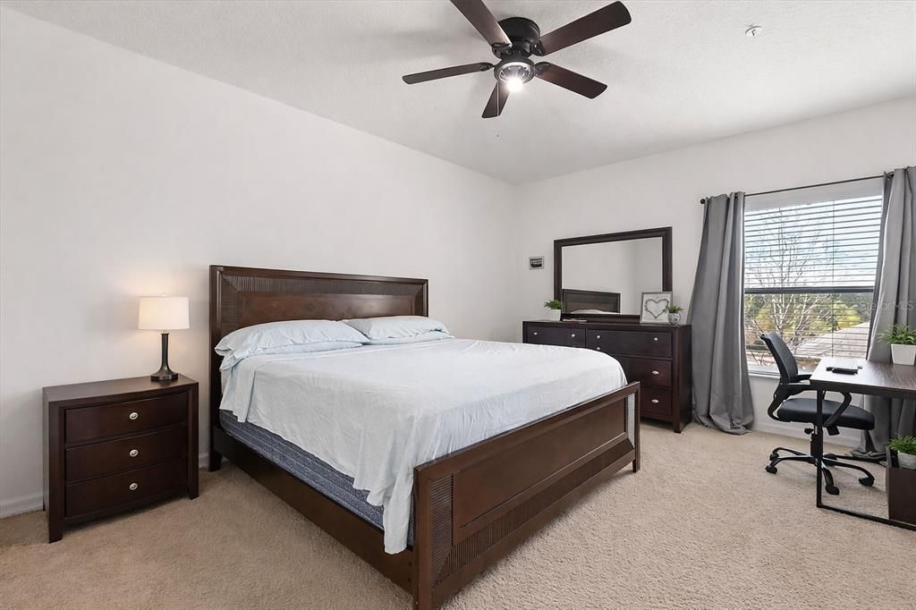 For Sale: $285,000 (3 beds, 2 baths, 1549 Square Feet)