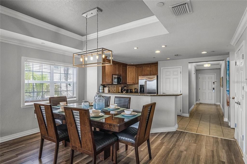 待售: $319,999 (3 贝兹, 3 浴室, 1755 平方英尺)