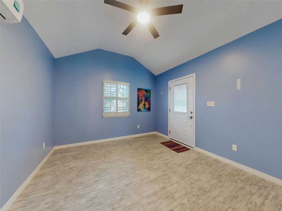 En Venta: $749,000 (2 camas, 1 baños, 1296 Pies cuadrados)