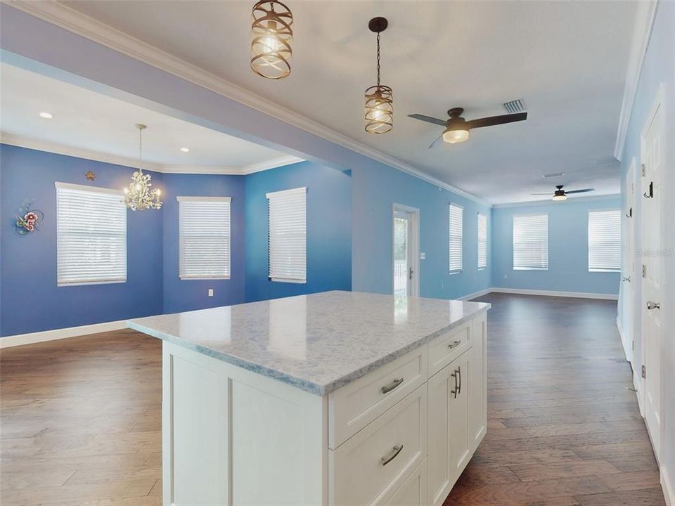 En Venta: $749,000 (2 camas, 1 baños, 1296 Pies cuadrados)