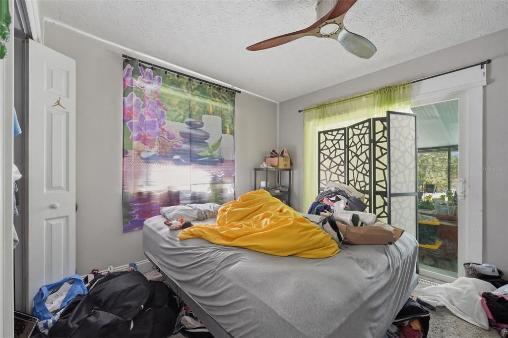 En Venta: $250,000 (4 camas, 2 baños, 1620 Pies cuadrados)