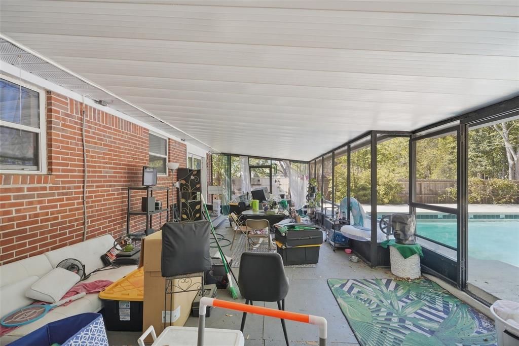 En Venta: $250,000 (4 camas, 2 baños, 1620 Pies cuadrados)