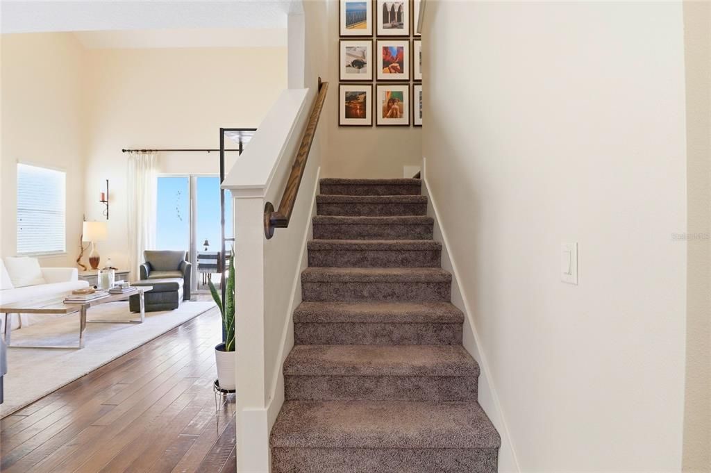 Activo con contrato: $699,995 (4 camas, 3 baños, 2750 Pies cuadrados)