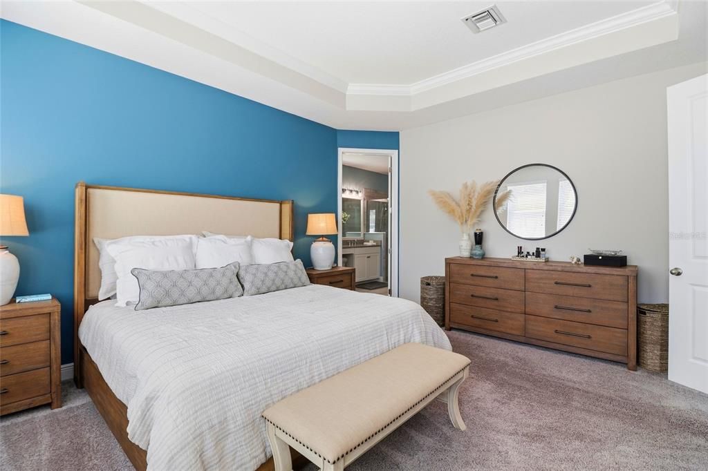Activo con contrato: $699,995 (4 camas, 3 baños, 2750 Pies cuadrados)