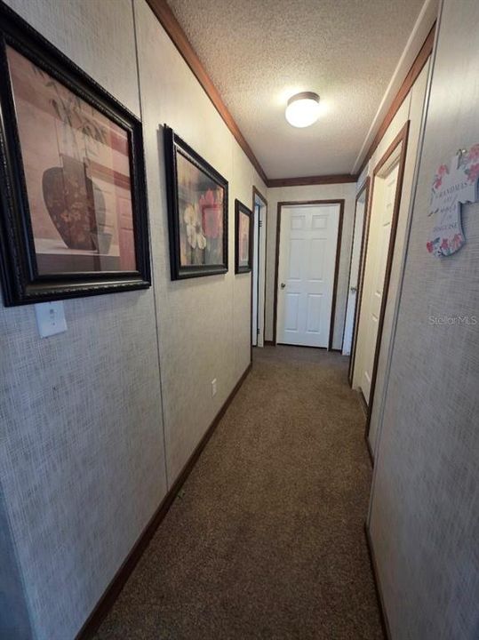 En Venta: $290,000 (4 camas, 2 baños, 1560 Pies cuadrados)