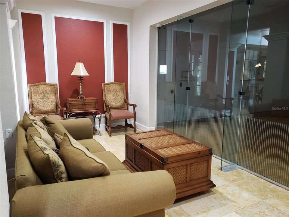 В аренду: $1,299 (1 спален, 1 ванн, 754 Квадратных фут)