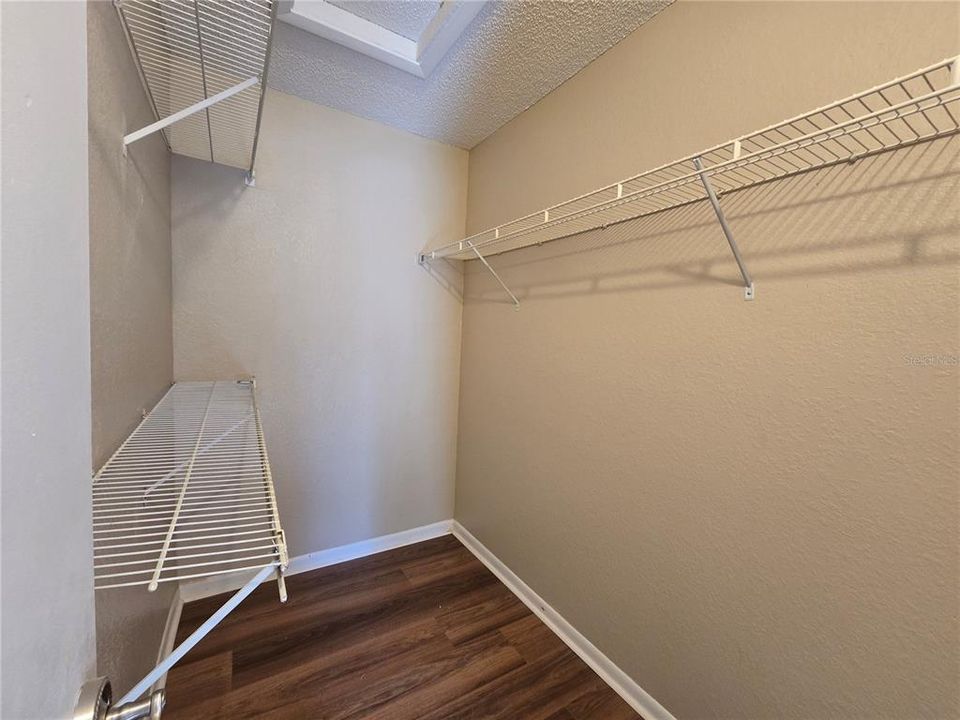 В аренду: $1,299 (1 спален, 1 ванн, 754 Квадратных фут)