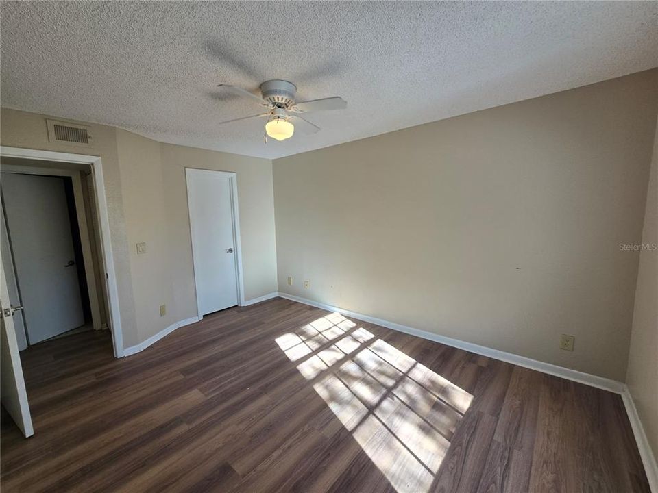 В аренду: $1,299 (1 спален, 1 ванн, 754 Квадратных фут)