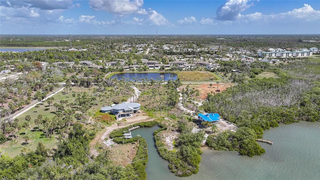 En Venta: $750,000 (4.49 acres)