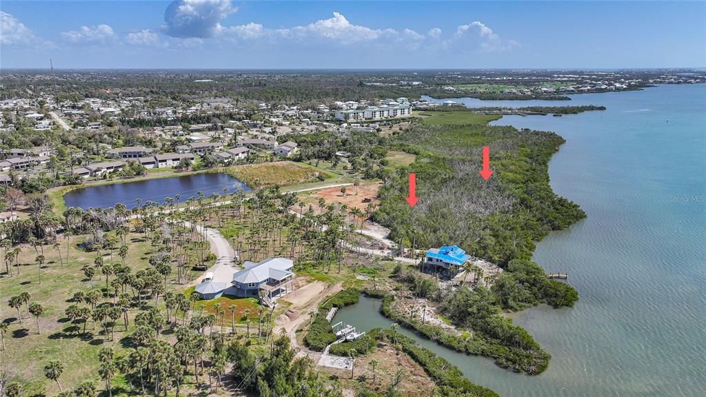 En Venta: $750,000 (4.49 acres)