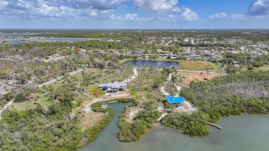 En Venta: $750,000 (4.49 acres)