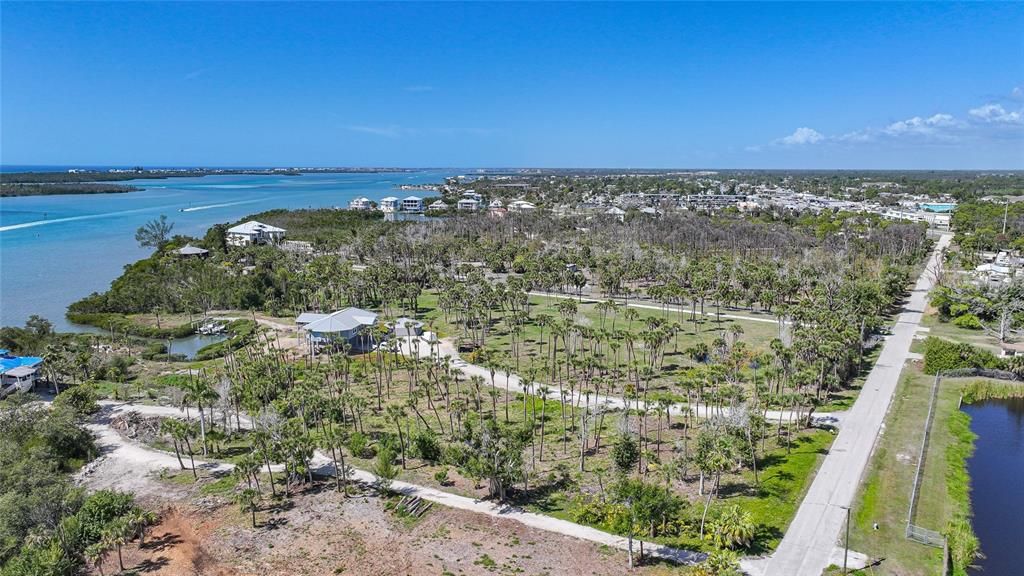 En Venta: $750,000 (4.49 acres)