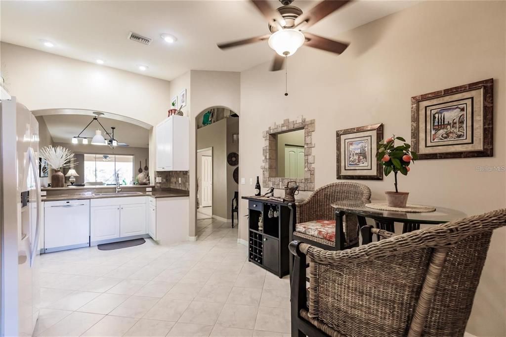 В аренду: $2,100 (3 спален, 2 ванн, 1765 Квадратных фут)